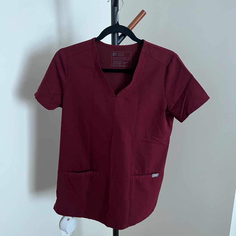 Figs Women's Burgundy Scrub Set (Casma and Kade) XS